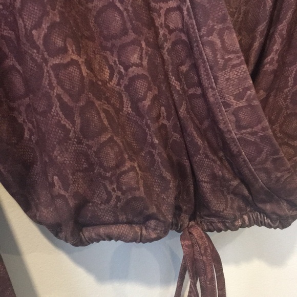 EVOLUTION AND CREATION Women’s Long Sleeve Bolero Inspired Tie Front Top Size S - Picture 4 of 10